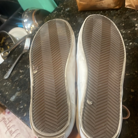 Sam Edelman Blush shimmery Sneakers! Size 8.5 - Picture 9 of 12